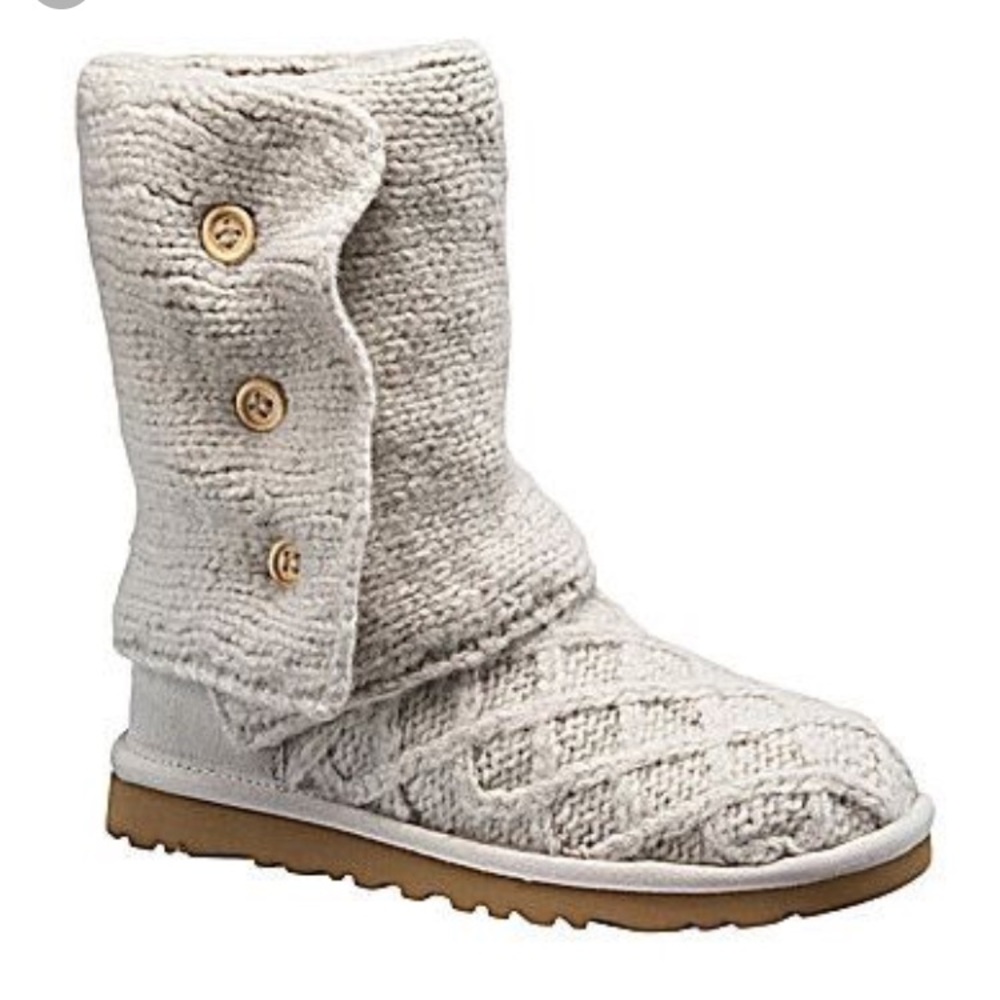 Knitted UGGS off-white